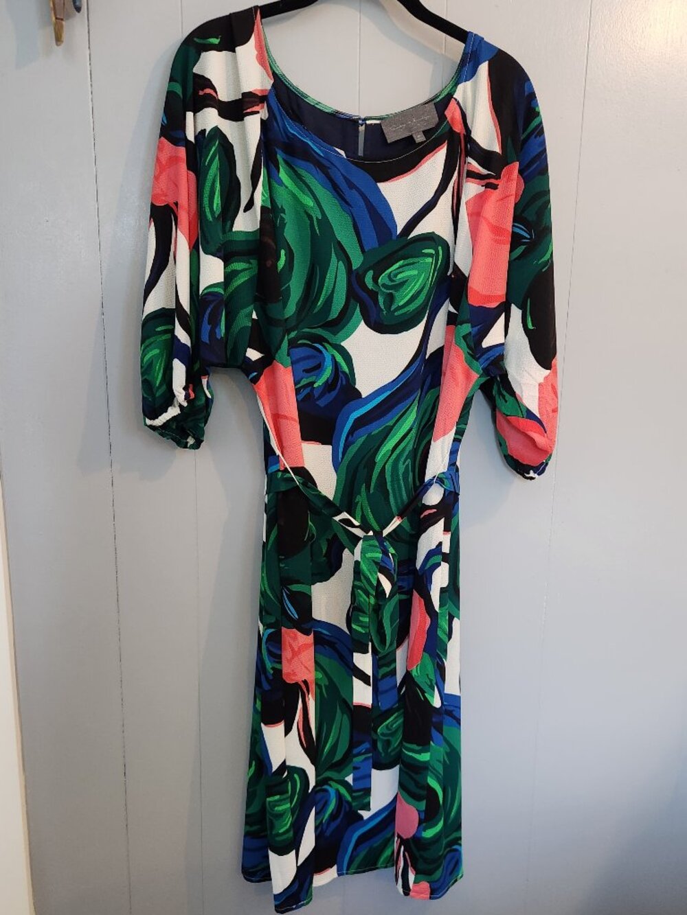 Sunday in Brooklyn Anthropologie batwing large floral print crinkle fabric dress